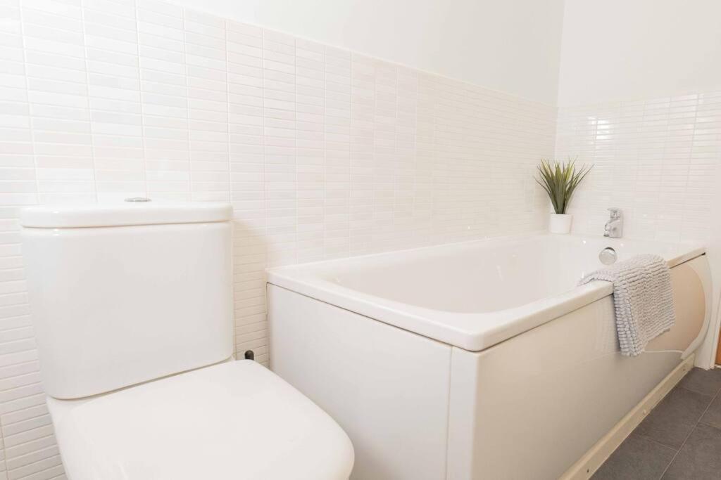 Beautiful 2 Bed In Central Birmingham: A Hidden Gem! Eksteriør bilde